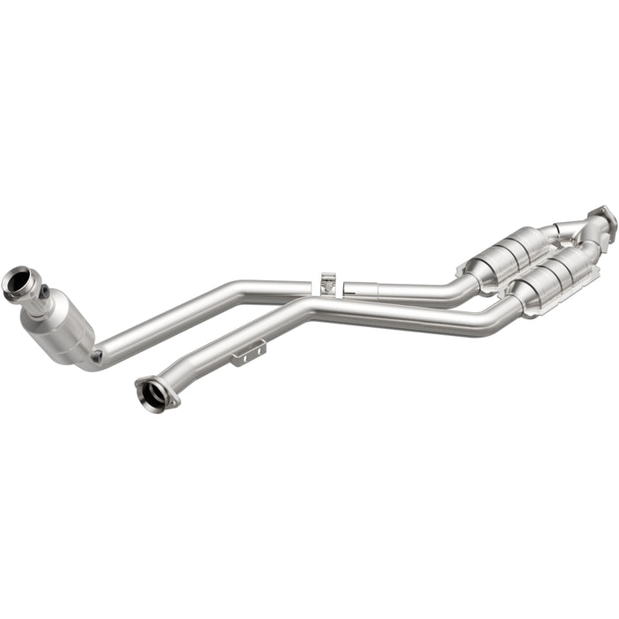 MagnaFlow California Grade CARB Compliant Direct-Fit Catalytic Converter 444059