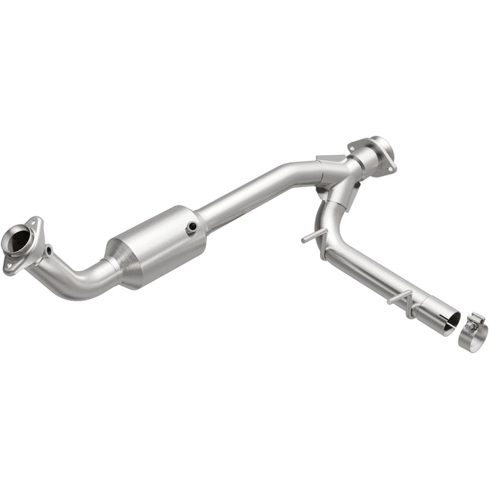 MagnaFlow 2005 Lincoln Navigator California Grade CARB Compliant Direct-Fit Catalytic Converter