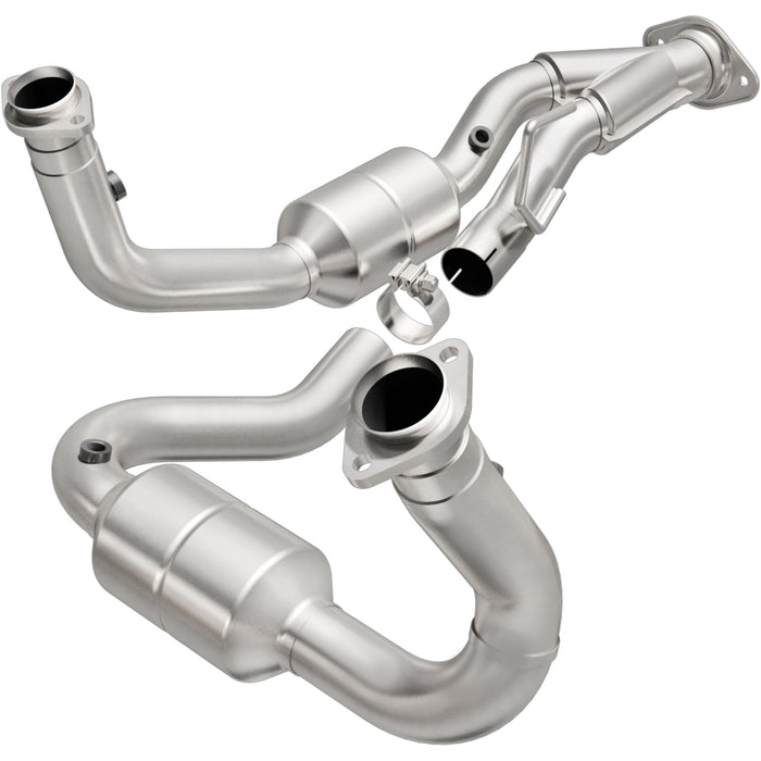 MagnaFlow 2005-2006 Jeep Grand Cherokee OEM Grade Federal / EPA Compliant Direct-Fit Catalytic Converter