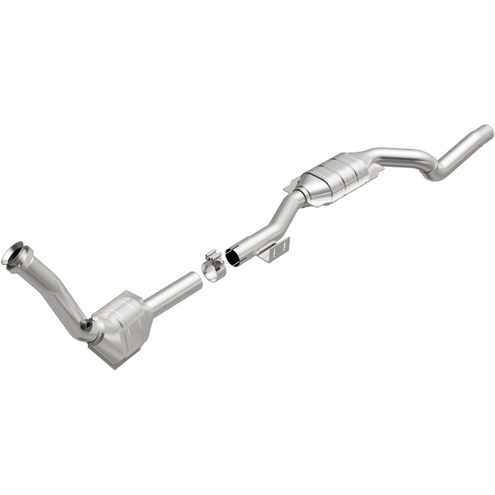 MagnaFlow 2001-2002 Mercedes-Benz ML320 OEM Grade Federal / EPA Compliant Direct-Fit Catalytic Converter