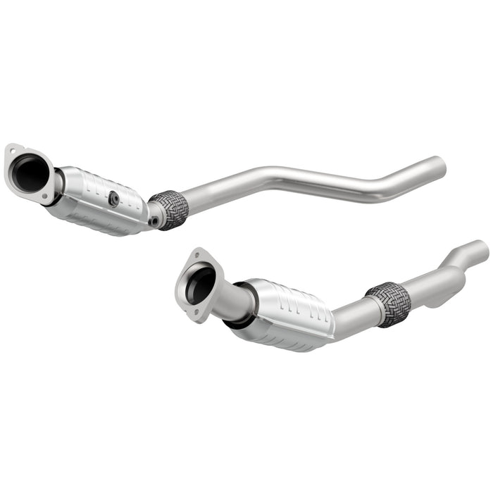 MagnaFlow OEM Grade Federal / EPA Compliant Direct-Fit Catalytic Converter 16421